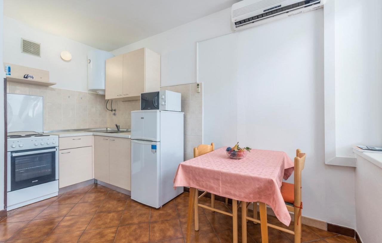 Peskera Apartments Tomicic Porec Ngoại thất bức ảnh