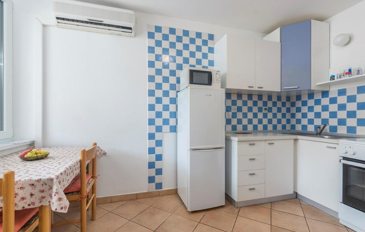 Peskera Apartments Tomicic Porec Ngoại thất bức ảnh